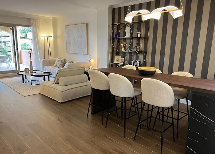 Impresionante Apartamento De Lujo Con Jardin