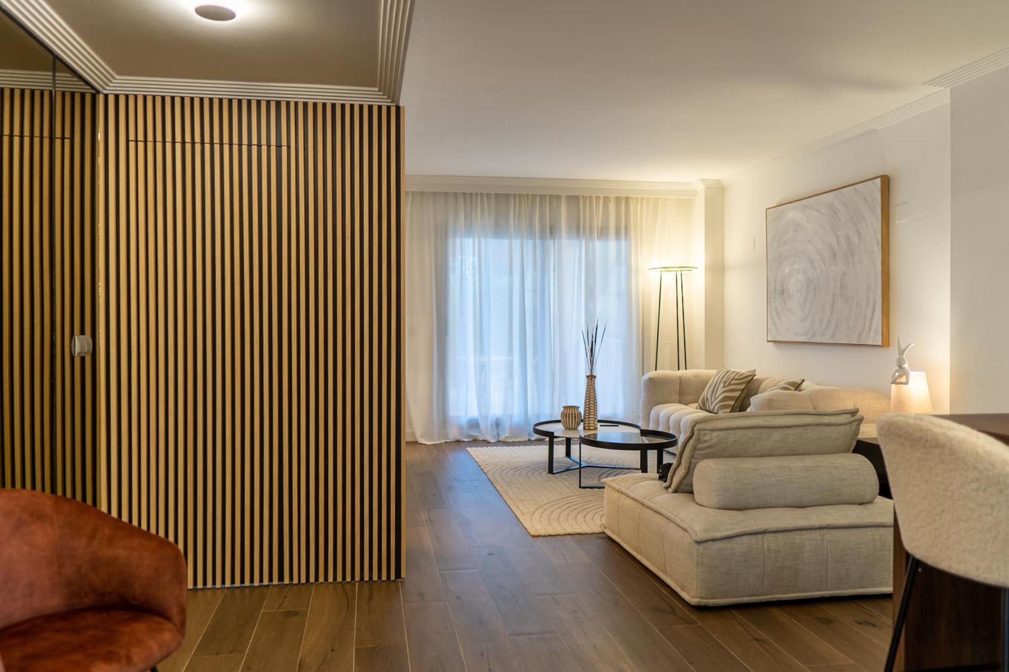Apartamento Impresionante De Lujo Con Jardin *