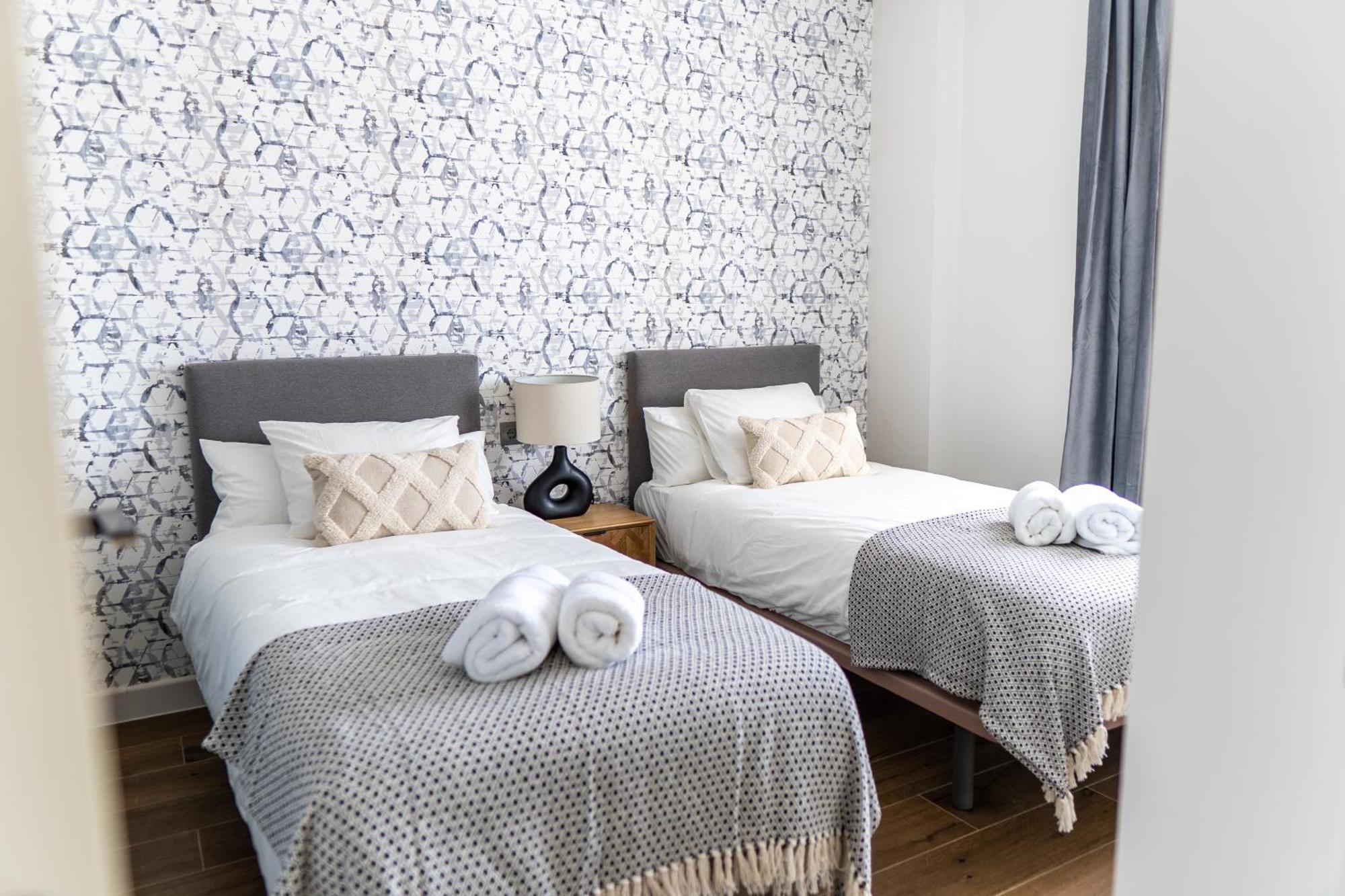 Impresionante De Lujo Con Jardin Apartamento Estepona